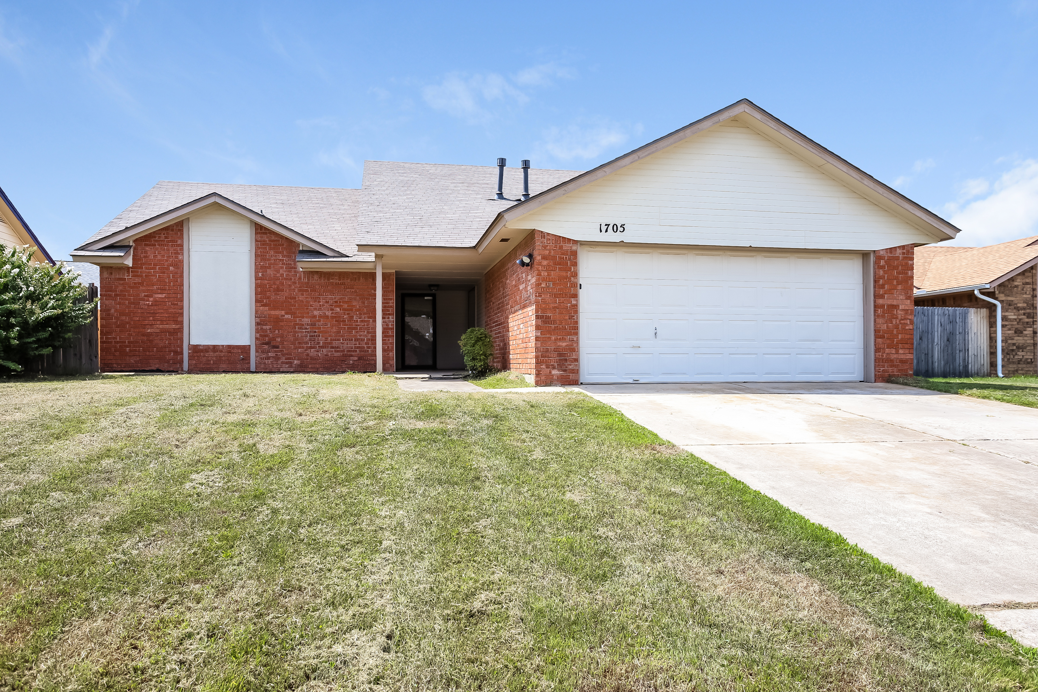 1705 Cimarron Trail Choctaw, OK 73020
